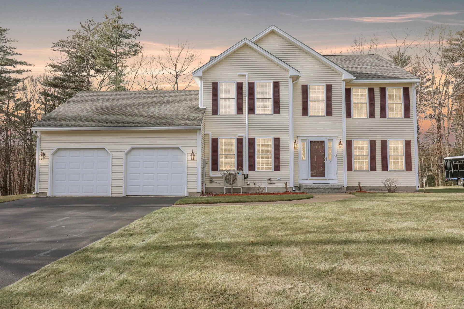 57 Stirling Avenue Hooksett NH 03106
