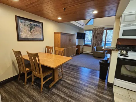 90 Loon Mountain Road Lincoln NH 03251