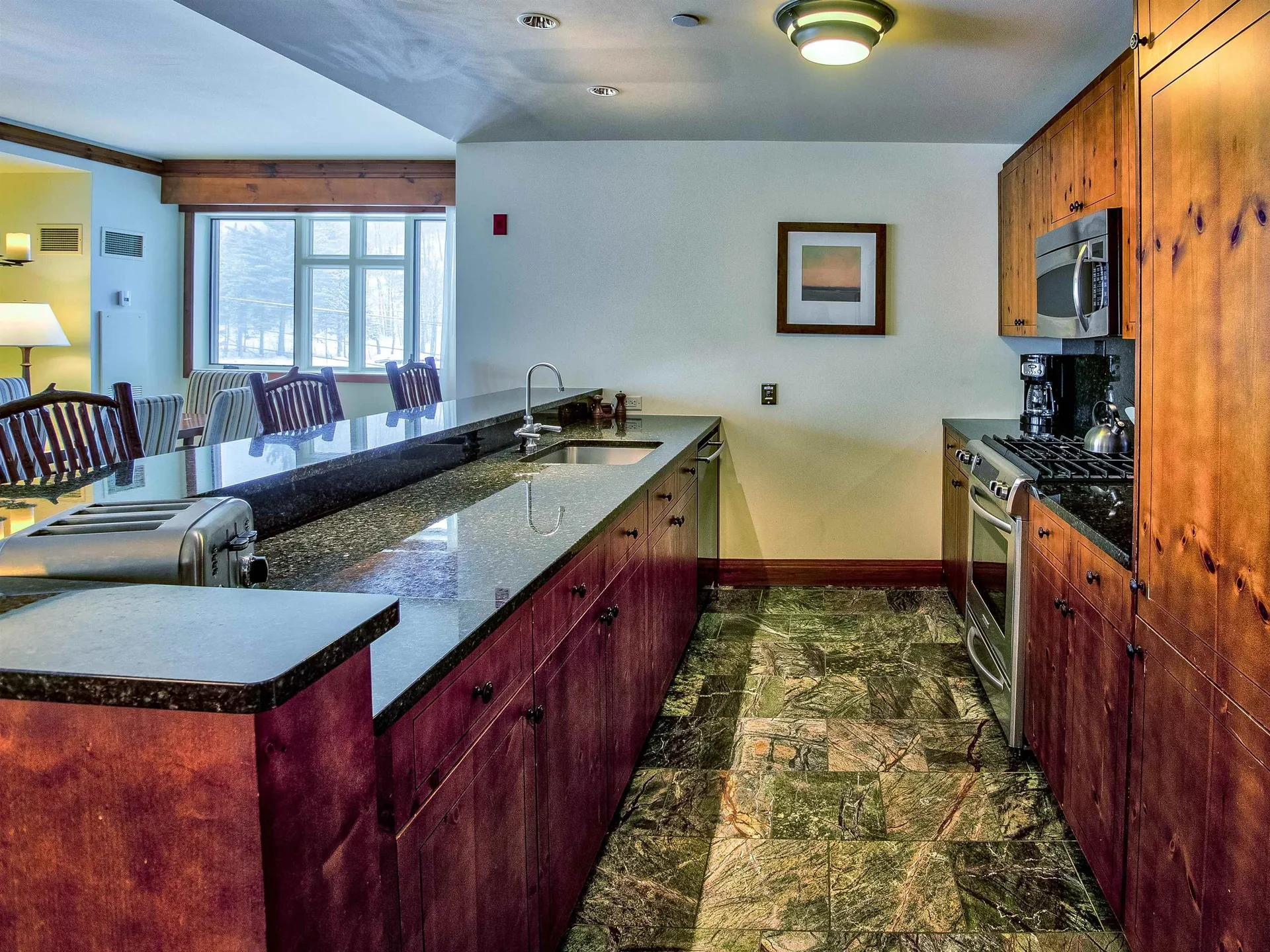 7412 Mountain Road Stowe VT 05672