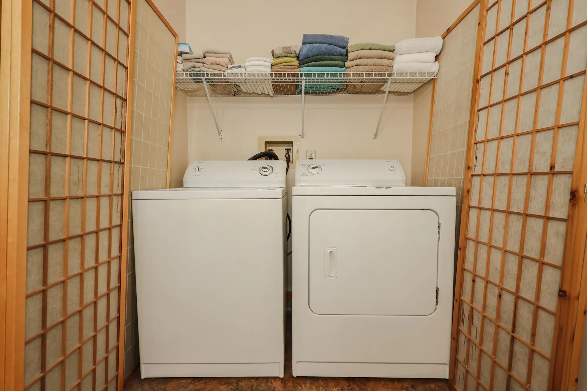 28 Old Manchester Road Amherst NH 03031