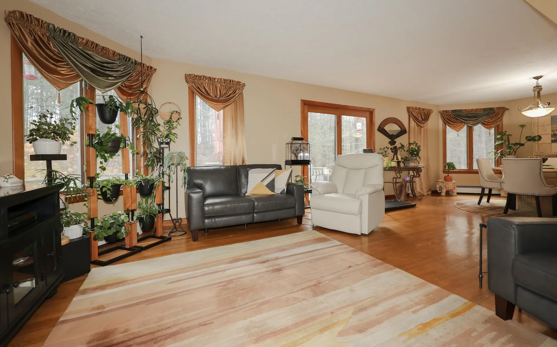 28 Old Manchester Road Amherst NH 03031