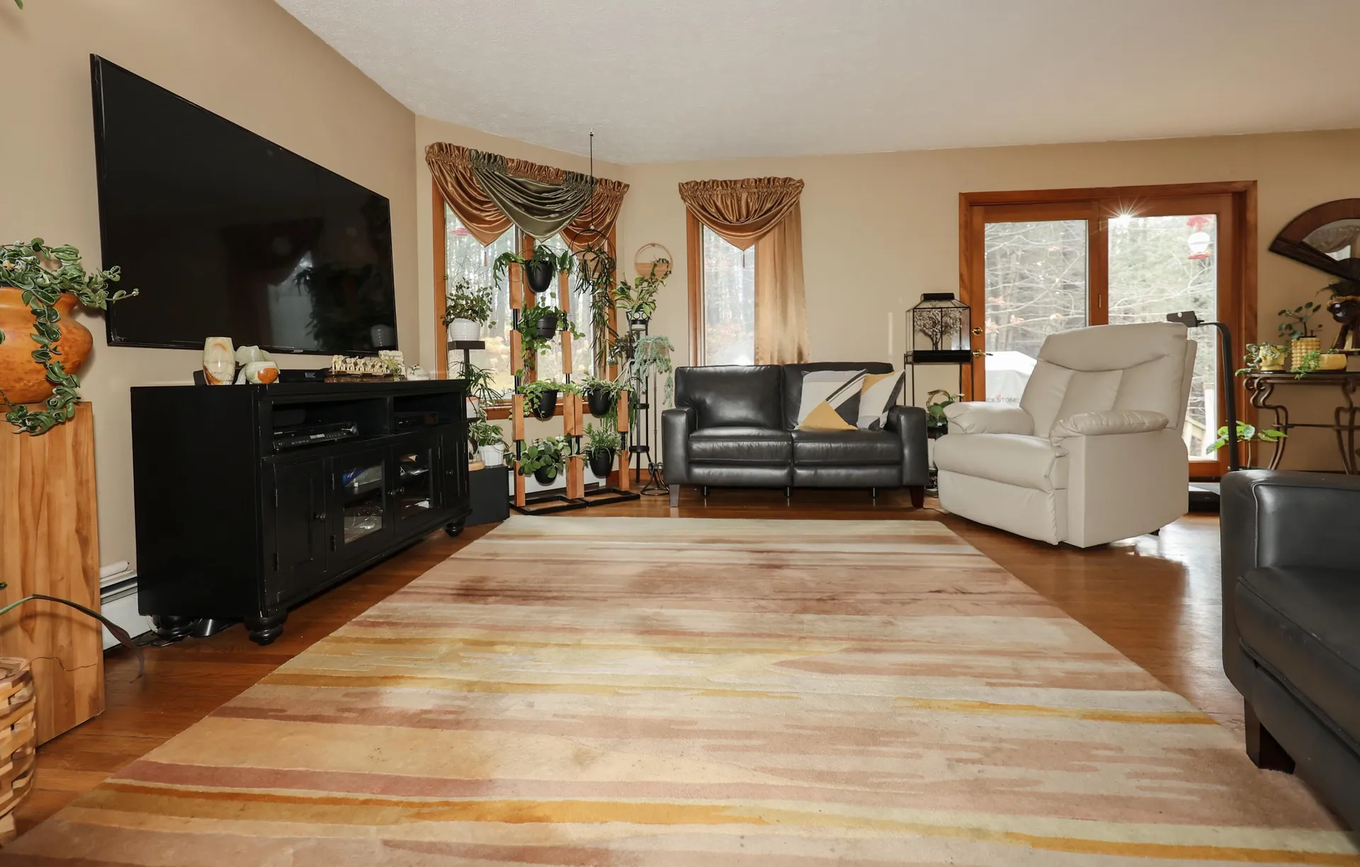 28 Old Manchester Road Amherst NH 03031