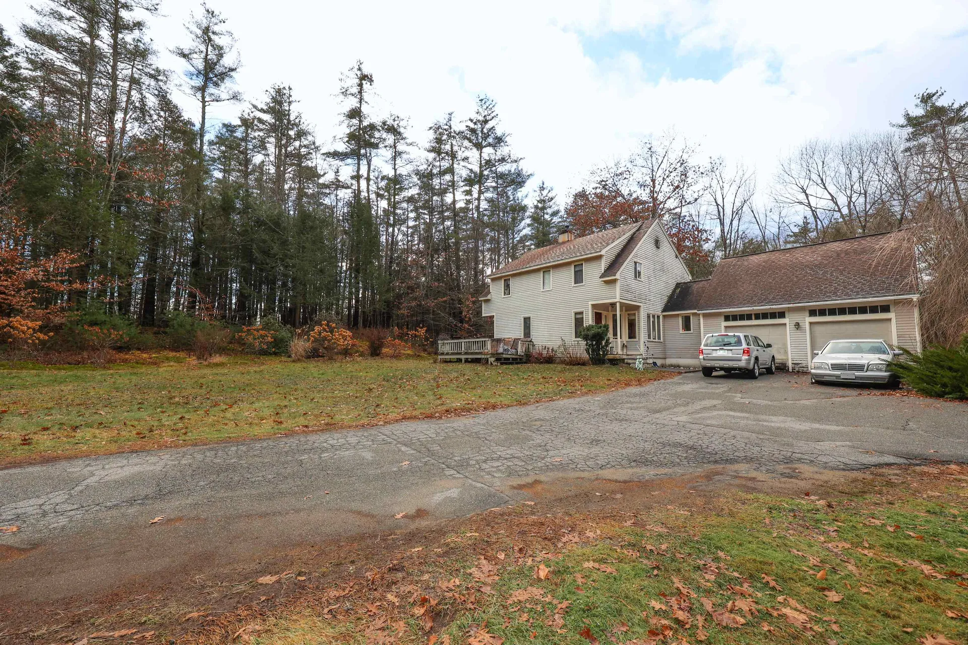 28 Old Manchester Road Amherst NH 03031