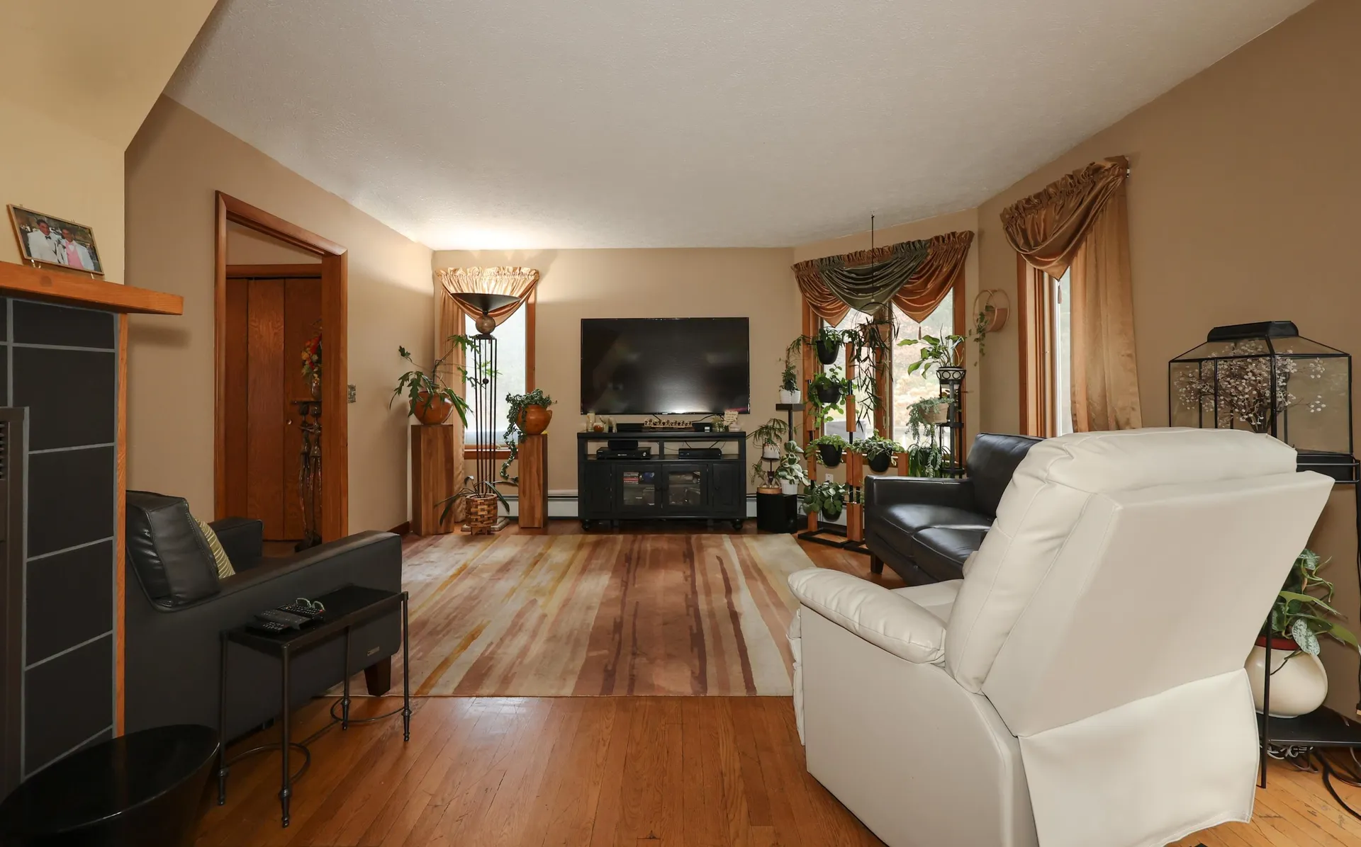 28 Old Manchester Road Amherst NH 03031