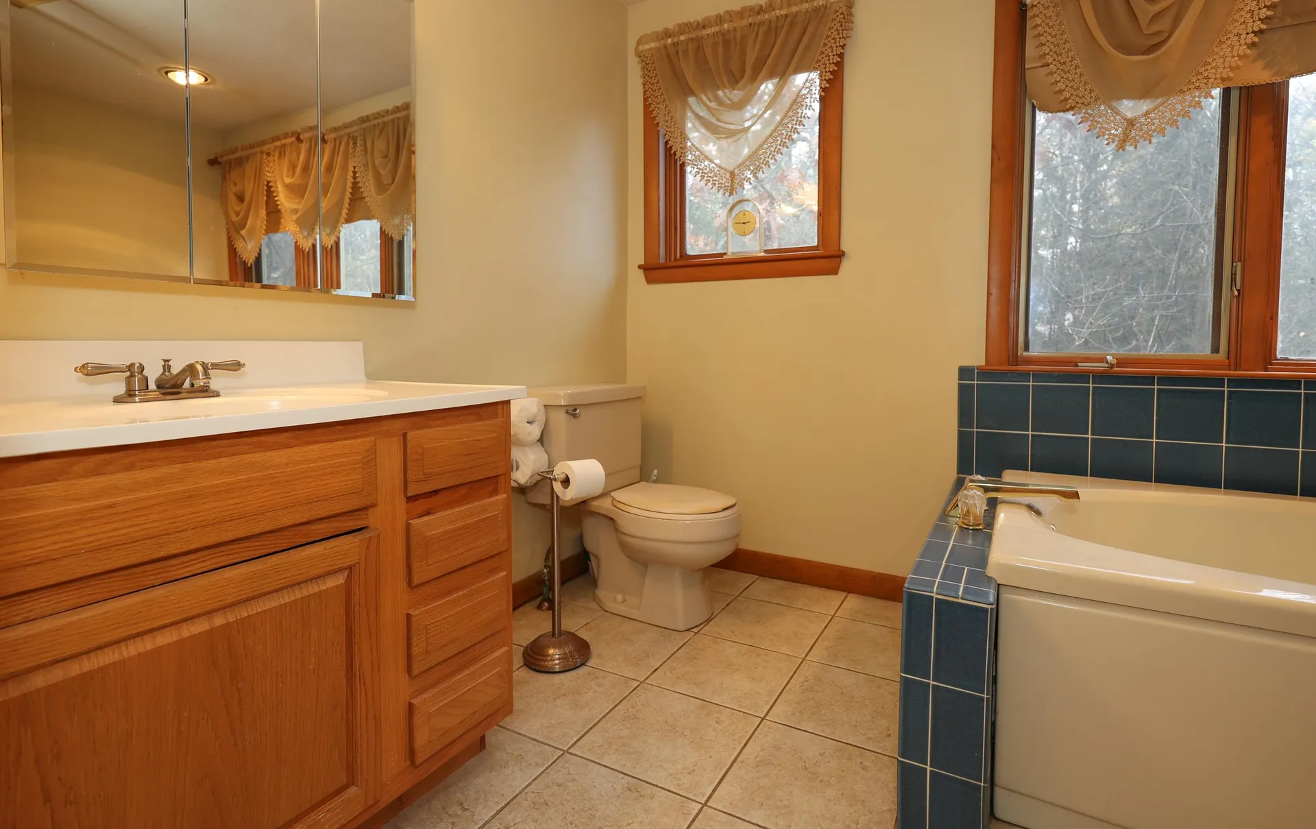 28 Old Manchester Road Amherst NH 03031