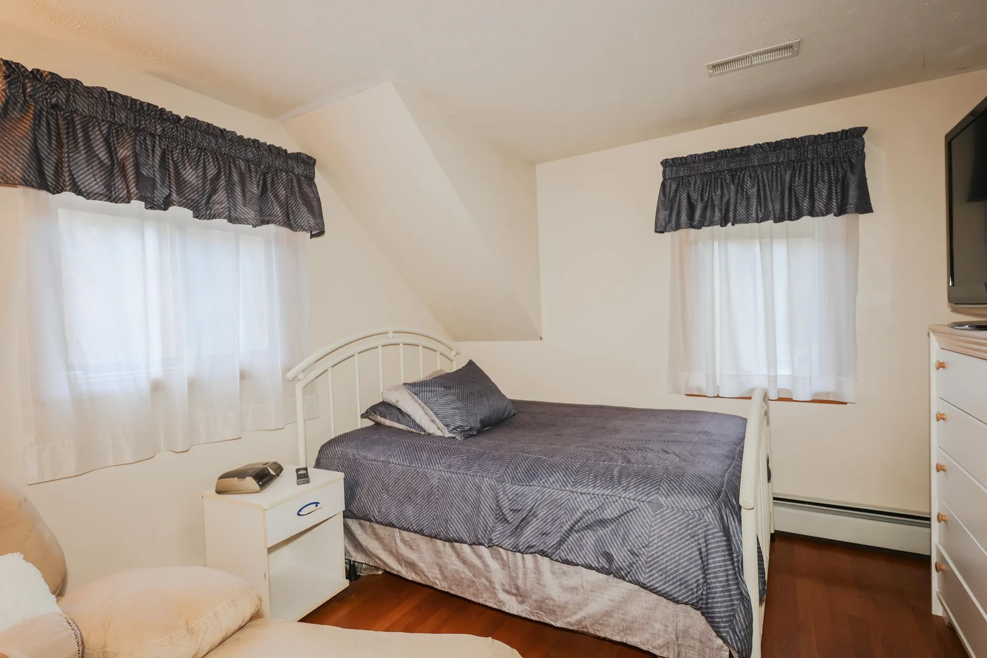 28 Old Manchester Road Amherst NH 03031