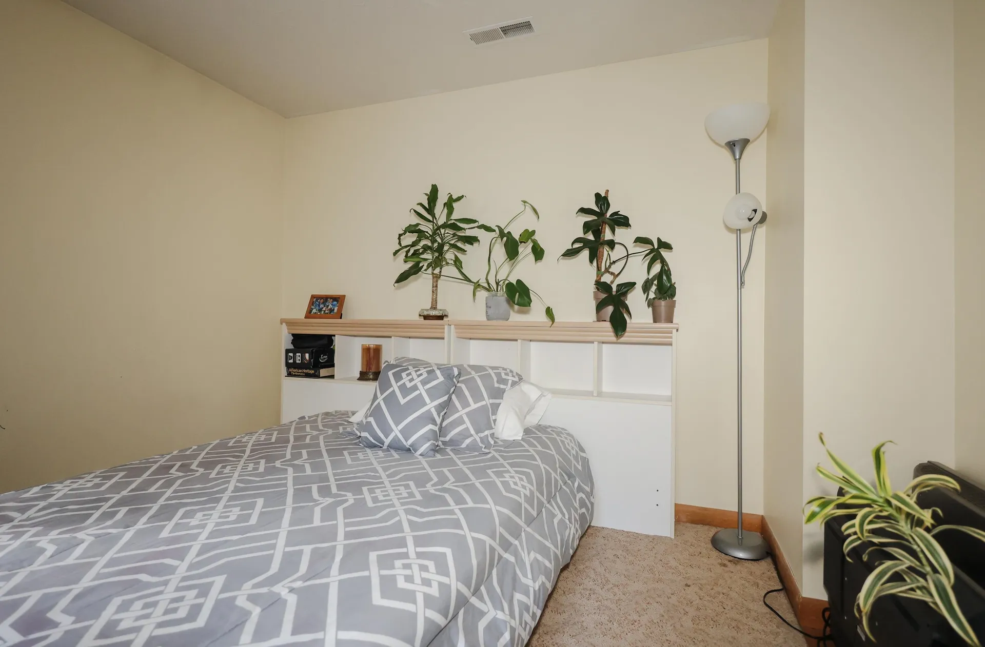 28 Old Manchester Road Amherst NH 03031