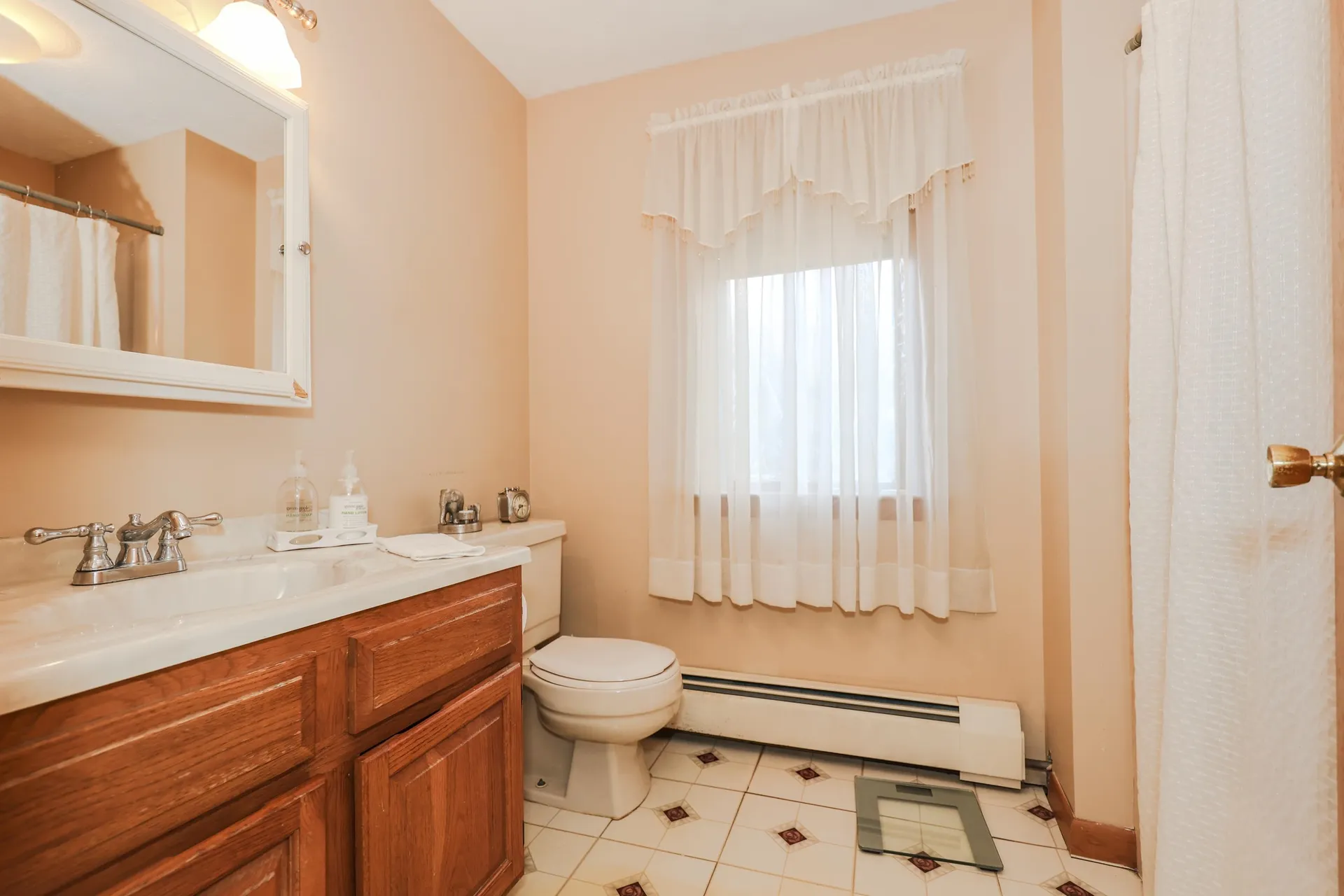 28 Old Manchester Road Amherst NH 03031