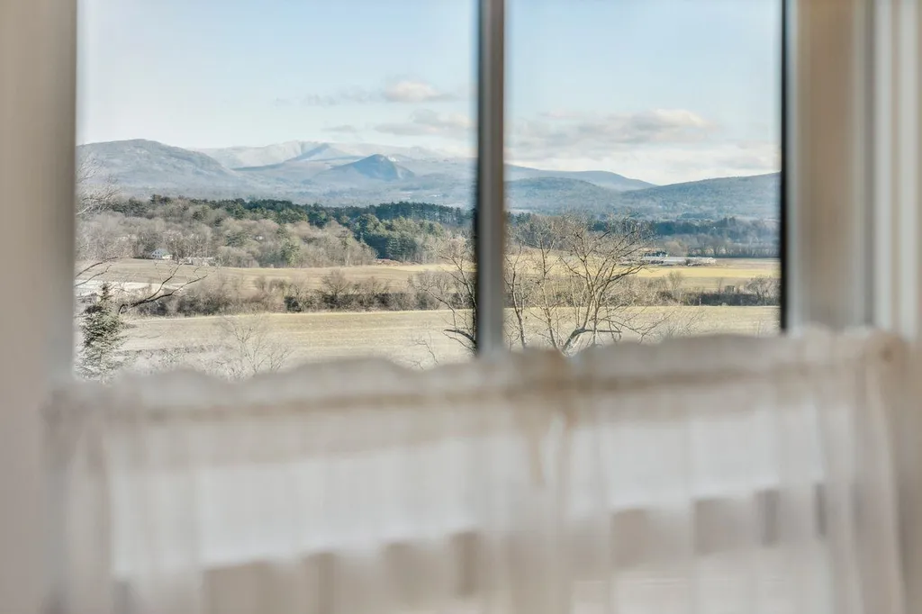 2296 Route 5 Newbury VT 05081