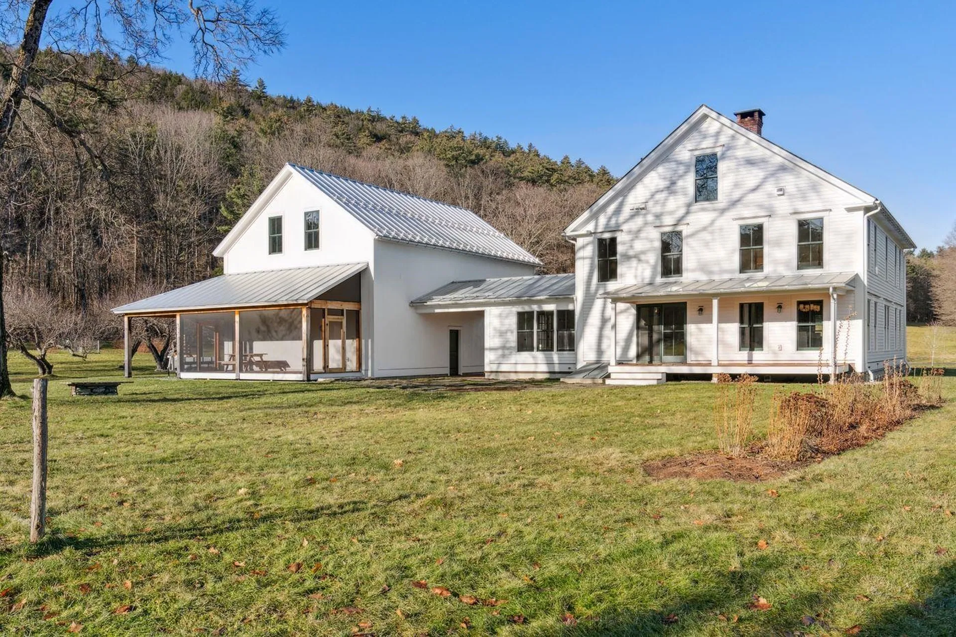 2296 Route 5 Newbury VT 05081