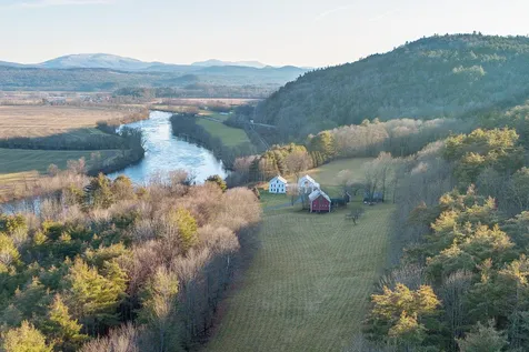 2296 Route 5 Newbury VT 05081