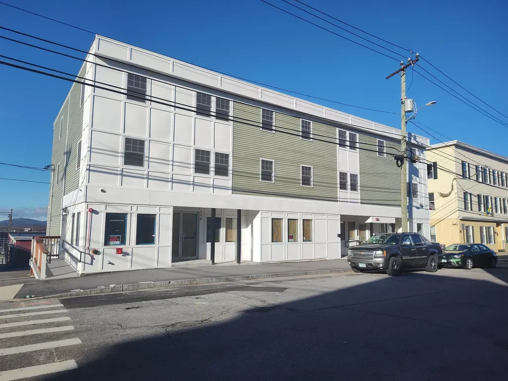 202 Wilson Street Manchester NH 03103