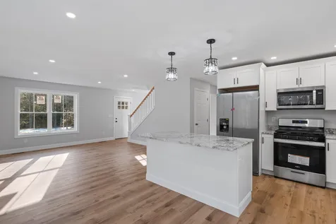 62 Queen Street Boscawen NH 03303