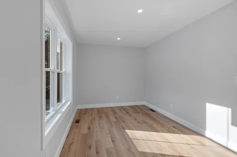 62 Queen Street Boscawen NH 03303