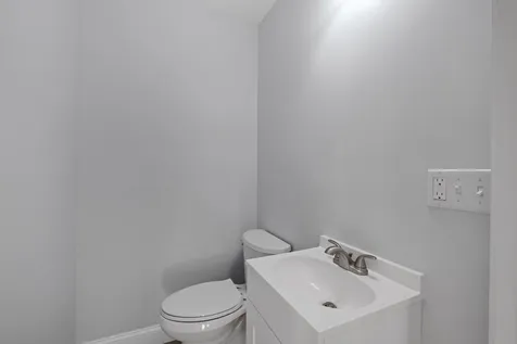62 Queen Street Boscawen NH 03303
