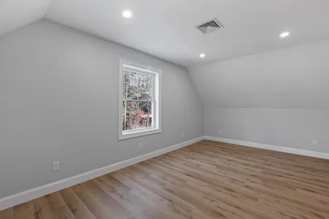 62 Queen Street Boscawen NH 03303