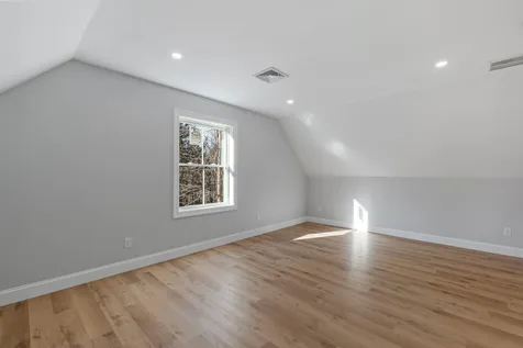 62 Queen Street Boscawen NH 03303