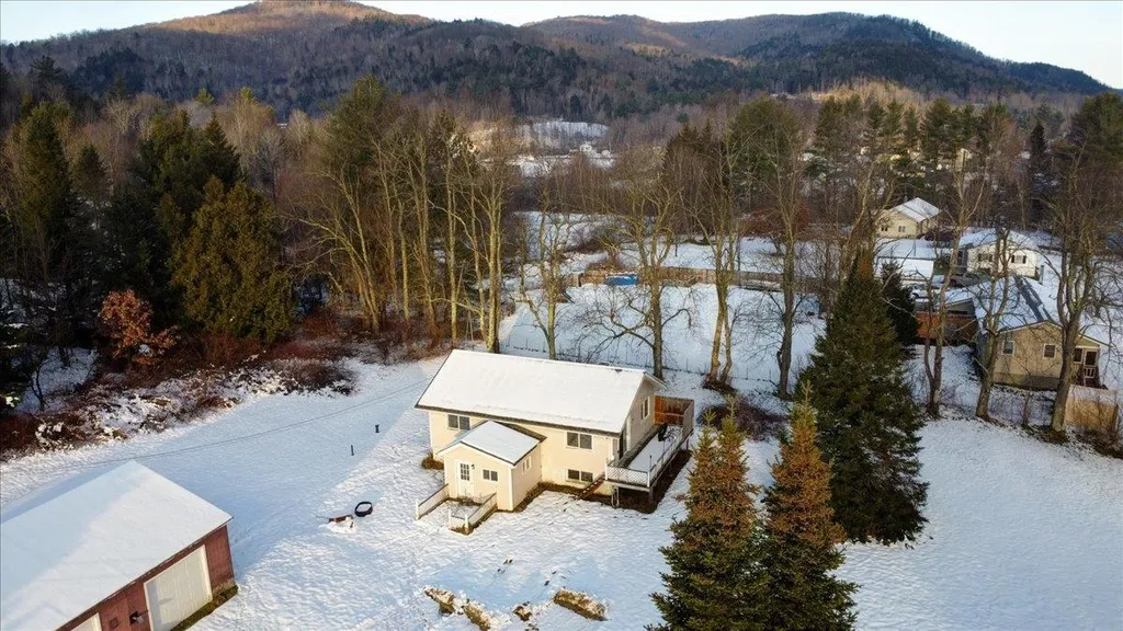 30 Rocque Drive Huntington VT 05461