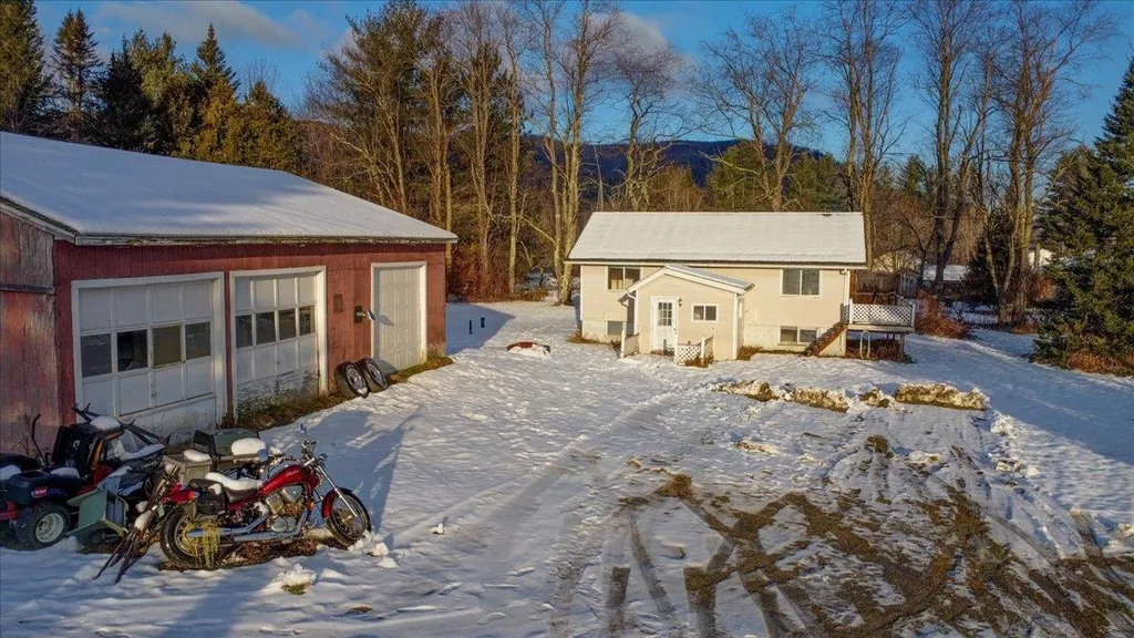 30 Rocque Drive Huntington VT 05461
