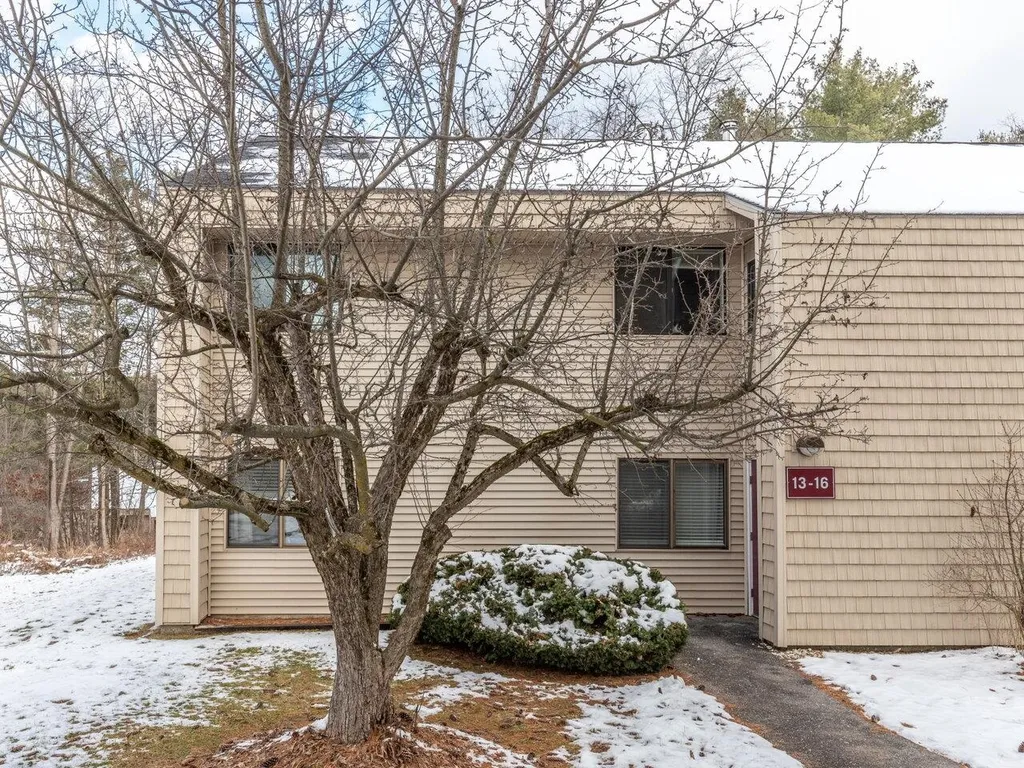 14 Bayberry Lane South Burlington VT 05403