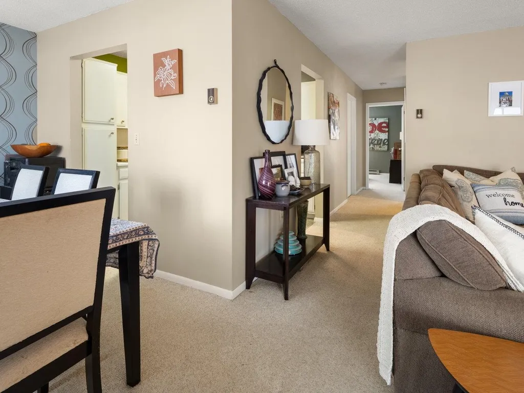 14 Bayberry Lane South Burlington VT 05403