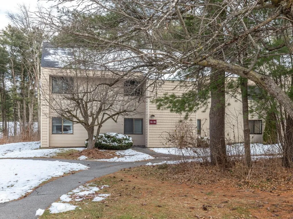 14 Bayberry Lane South Burlington VT 05403