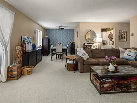 14 Bayberry Lane South Burlington VT 05403