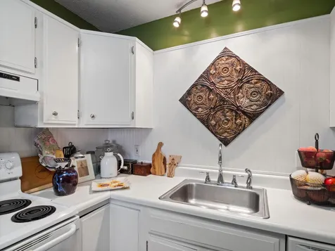 14 Bayberry Lane South Burlington VT 05403