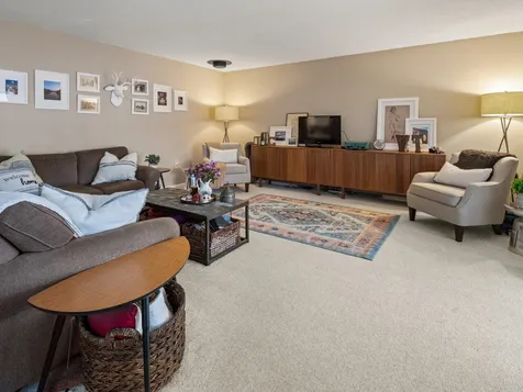 14 Bayberry Lane South Burlington VT 05403