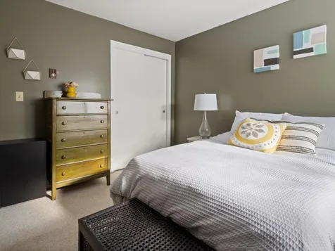 14 Bayberry Lane South Burlington VT 05403