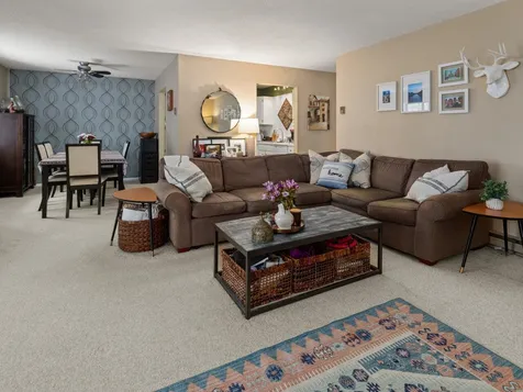 14 Bayberry Lane South Burlington VT 05403