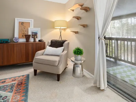14 Bayberry Lane South Burlington VT 05403