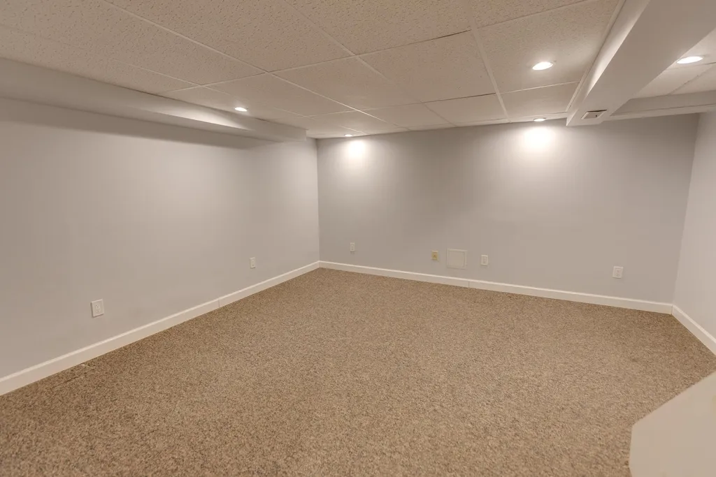 96 Fairway Drive Ashland NH 03217