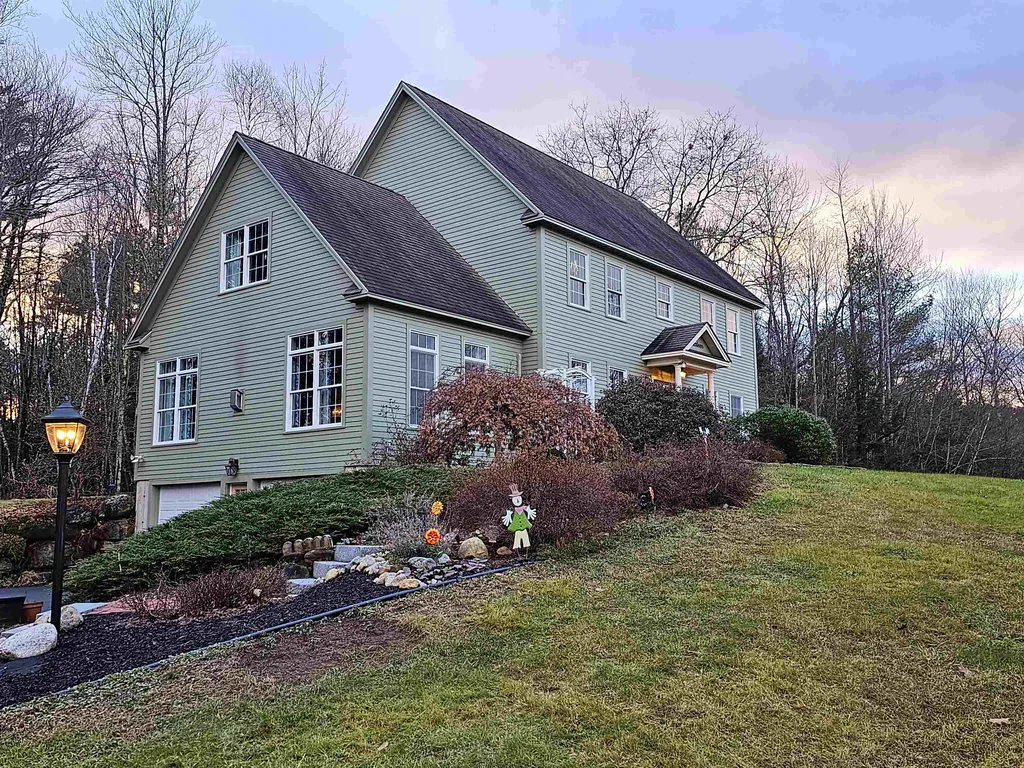16 Shenandoah Drive Concord NH 03301