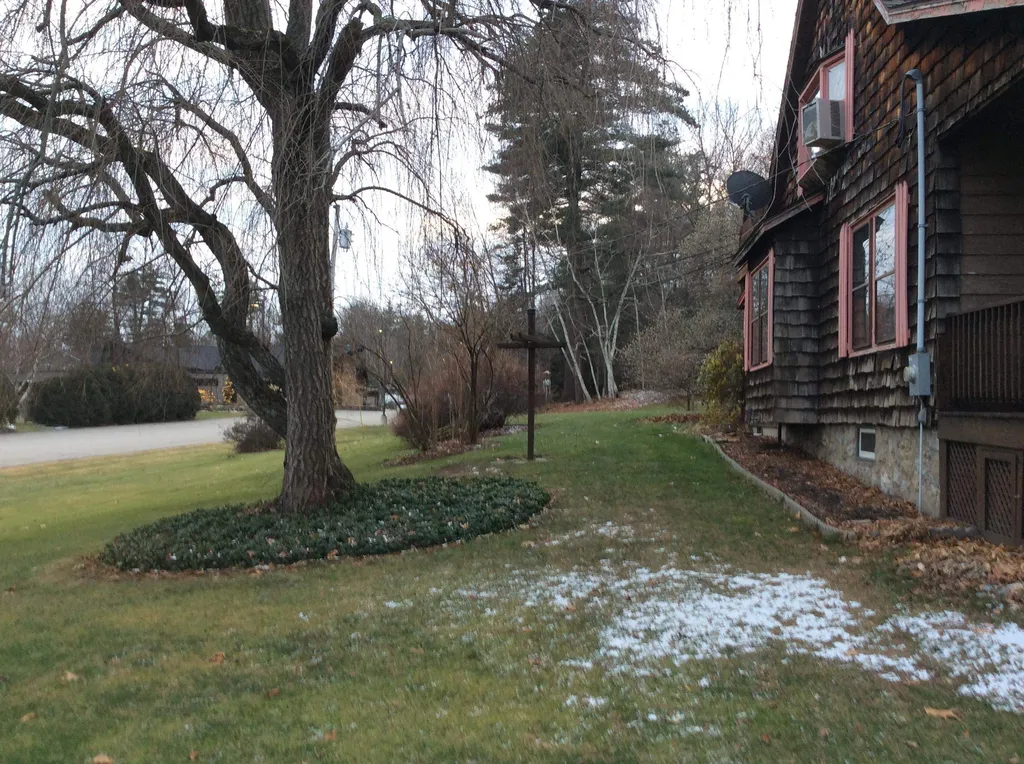 195 Rockingham Road Derry NH 03038