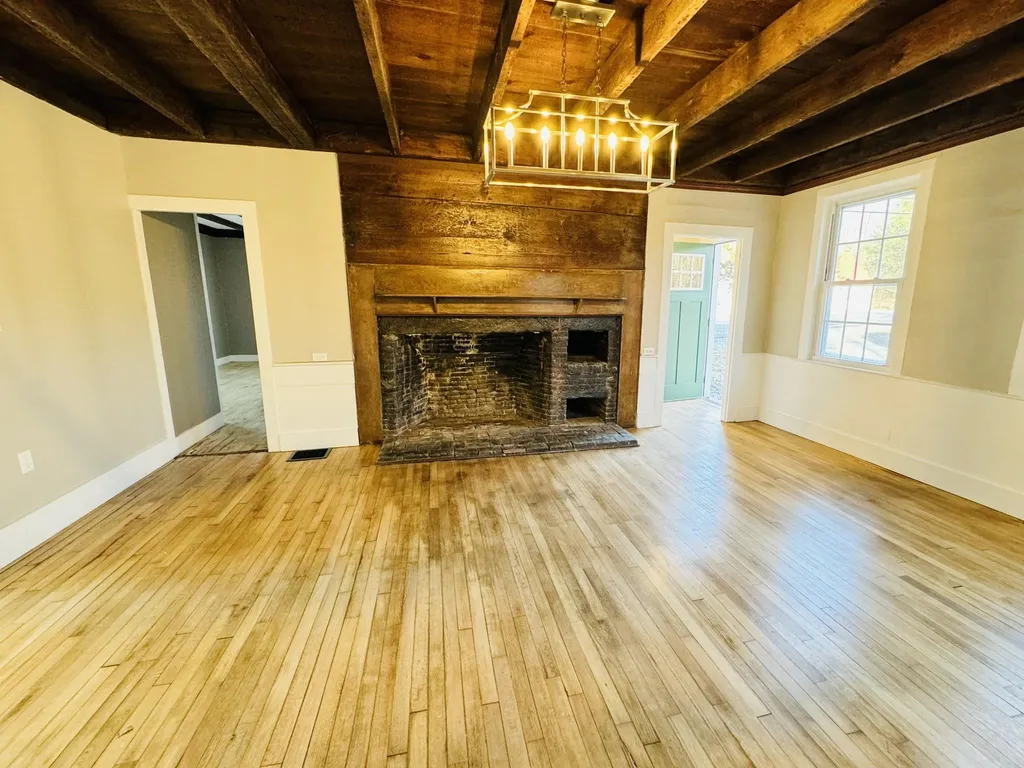 18 Winchester Road Richmond NH 03470