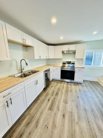18 Winchester Road Richmond NH 03470