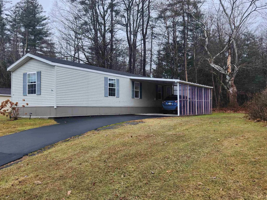 14 Collin Place Claremont NH 03743