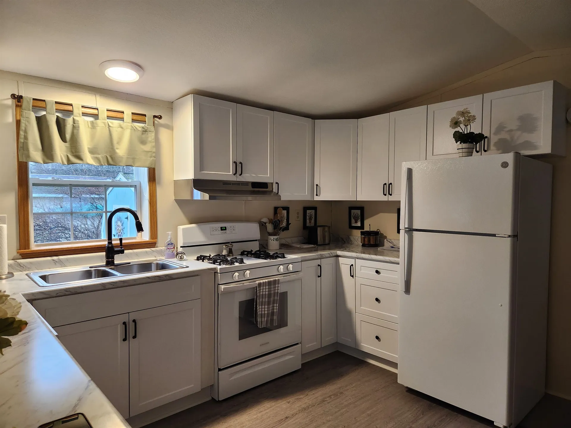 14 Collin Place Claremont NH 03743