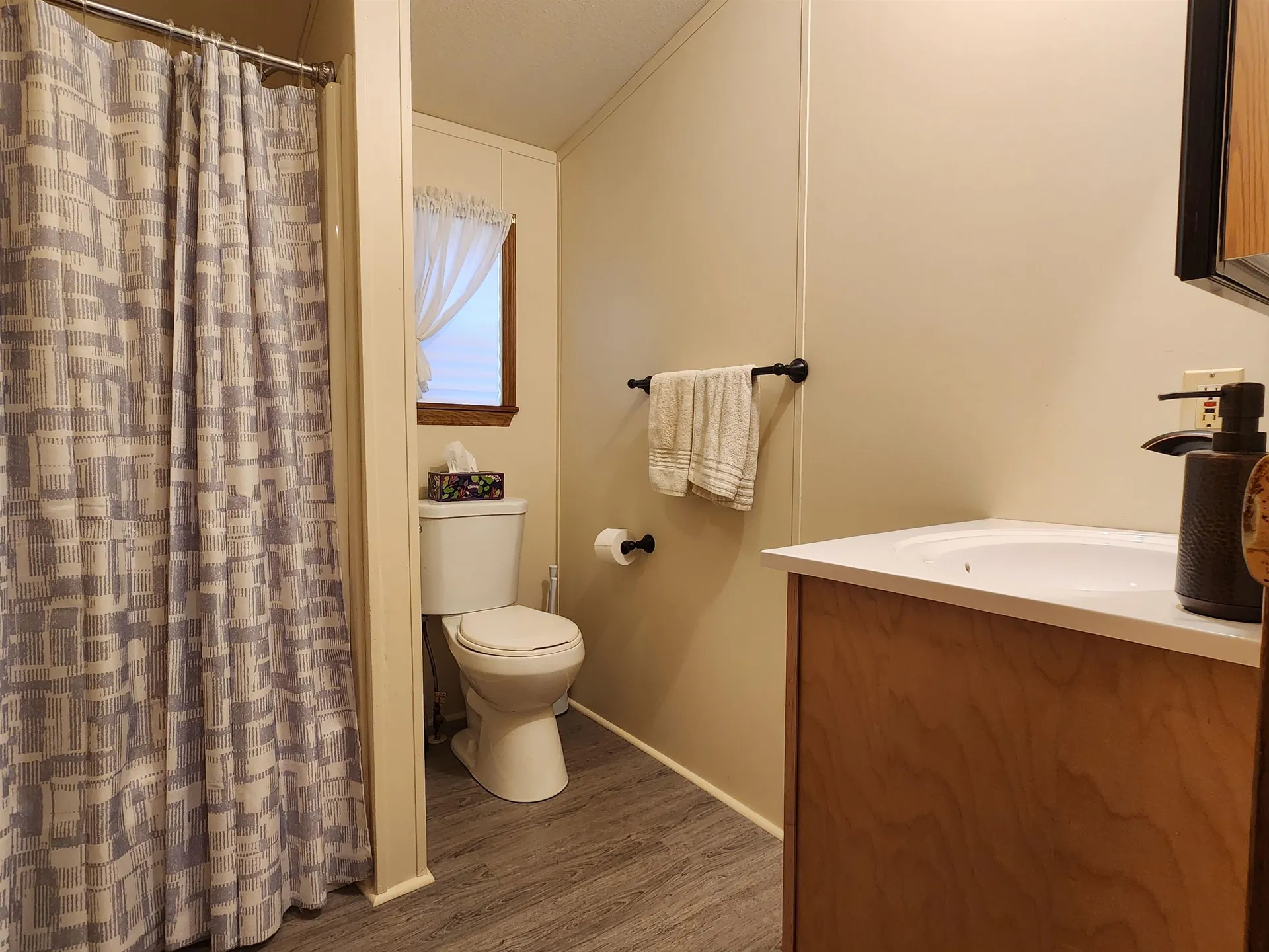 14 Collin Place Claremont NH 03743