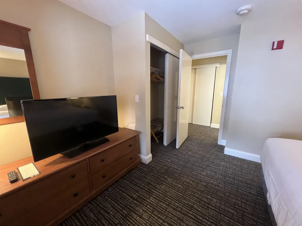 345, Qtr 4 89 Grand Summit Way Dover VT 05356