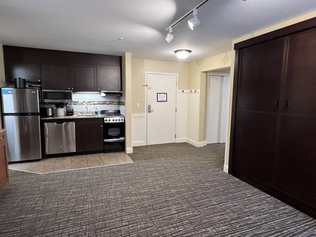 345, Qtr 4 89 Grand Summit Way Dover VT 05356