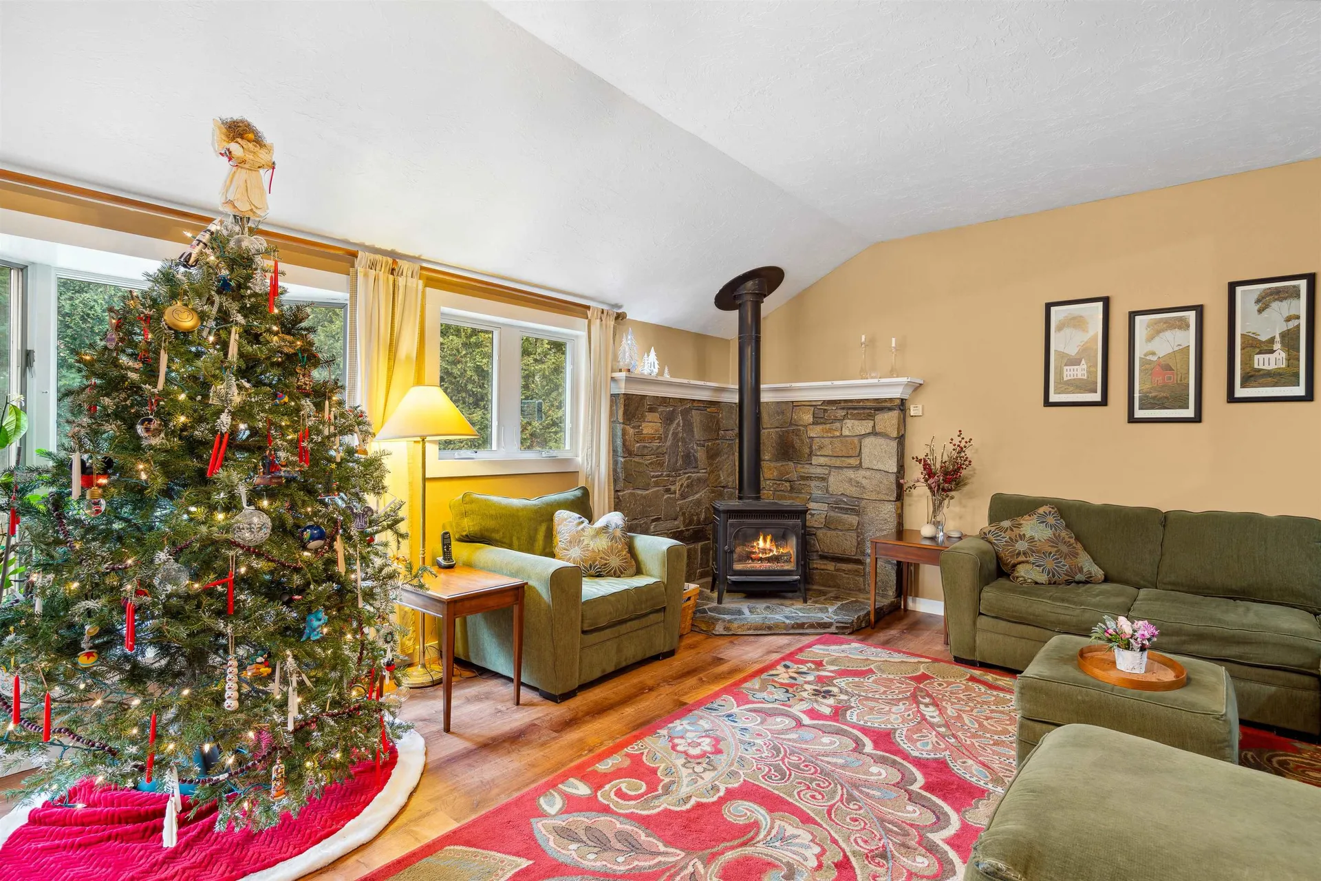 315 Cross Street Hartford VT 05059