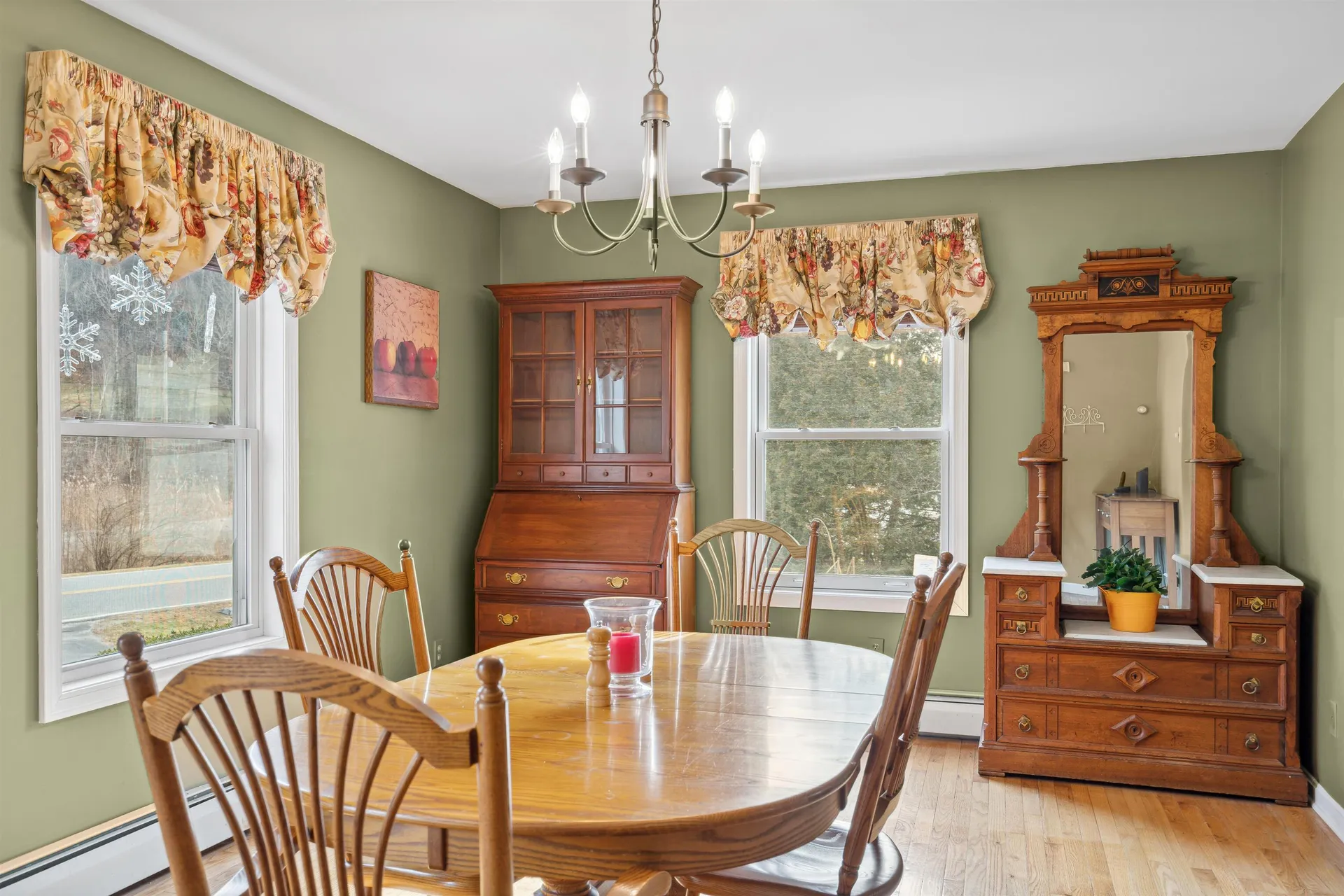 315 Cross Street Hartford VT 05059