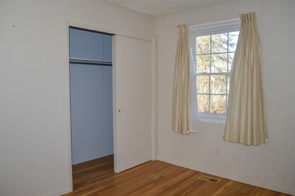 127 Hastings Avenue Keene NH 03431
