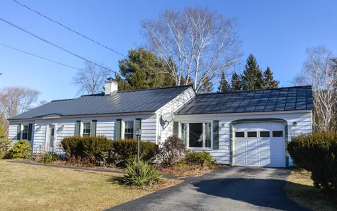 127 Hastings Avenue Keene NH 03431