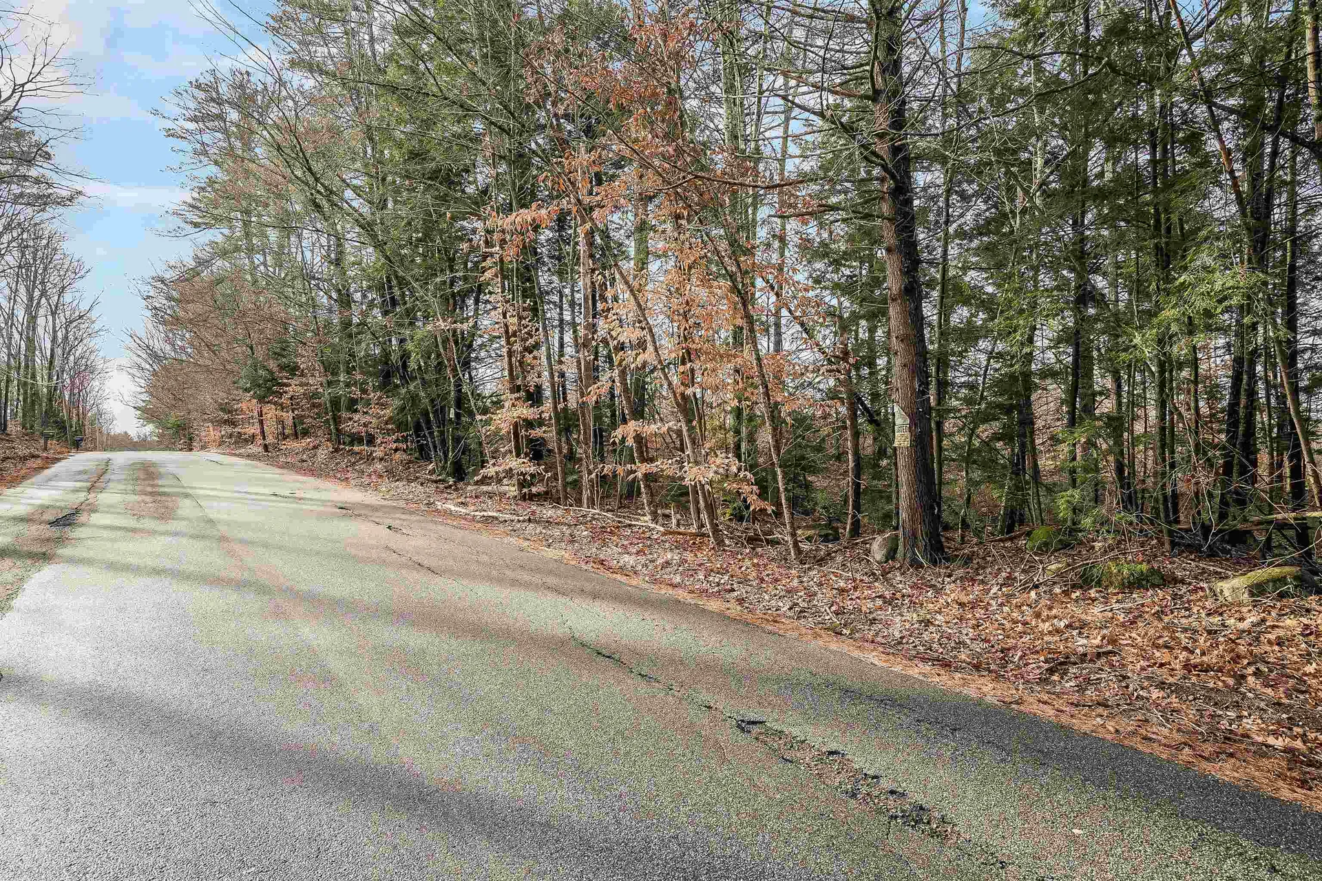 404/91/1a Merrill Road Candia NH 03034