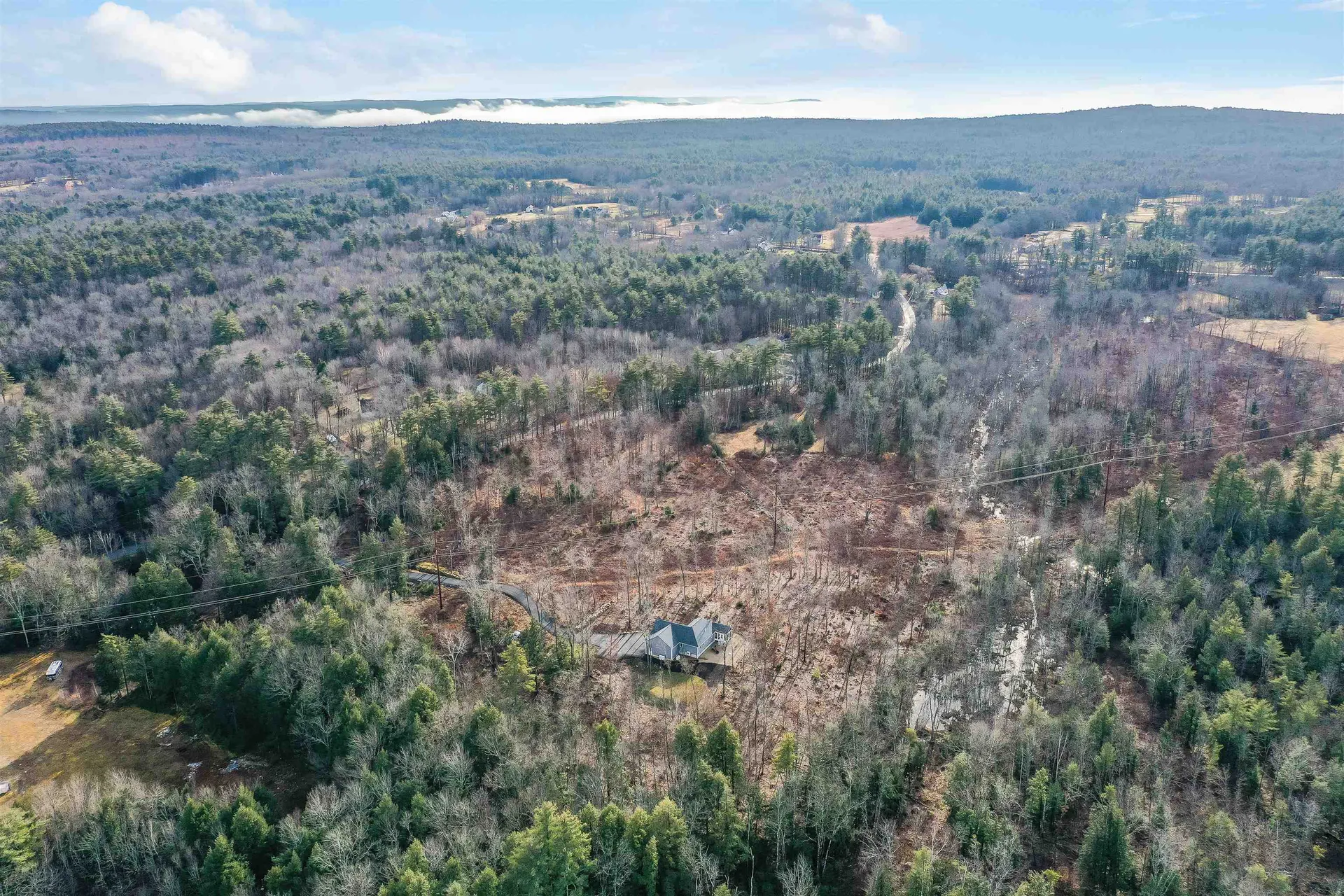 404/91/1a Merrill Road Candia NH 03034