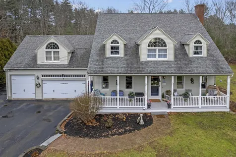 4 Quail Court York ME 03909