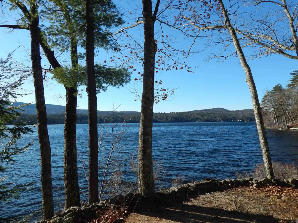 72 East Shore Drive Bradford NH 03221